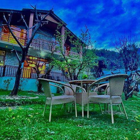 The Manu Emerald # Farmhouse # Top Selling Cottage In Manali # Peaceful Heritage Cozy Stay # Lawn With Bonfire # Most Awarded Экстерьер фото