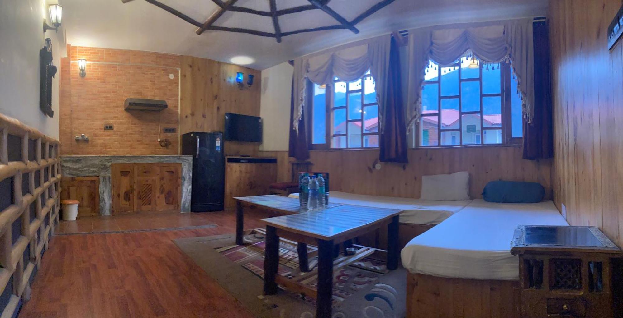The Manu Emerald # Farmhouse # Top Selling Cottage In Manali # Peaceful Heritage Cozy Stay # Lawn With Bonfire # Most Awarded Экстерьер фото
