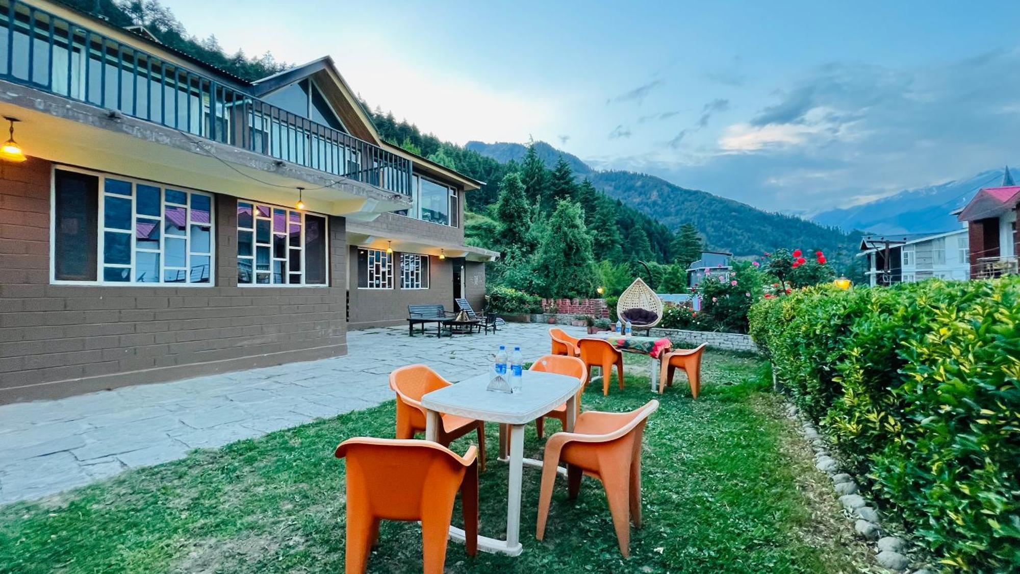 The Manu Emerald # Farmhouse # Top Selling Cottage In Manali # Peaceful Heritage Cozy Stay # Lawn With Bonfire # Most Awarded Экстерьер фото